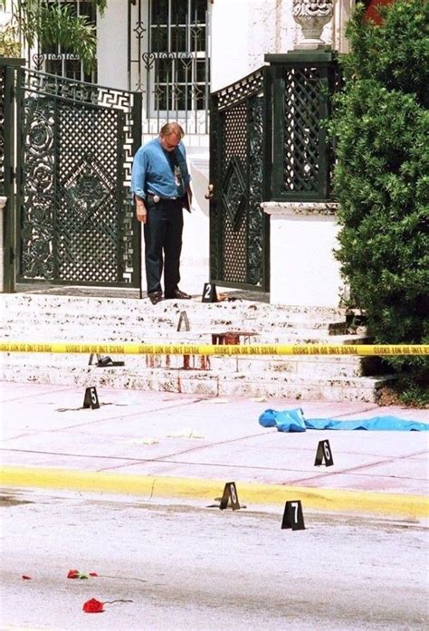 data di morte di gianni versace|how did versace get killed.